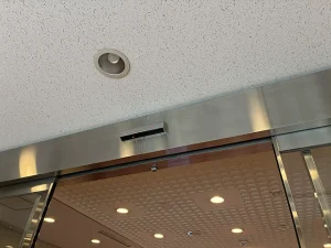 記事コラム　自動ドアトラブル